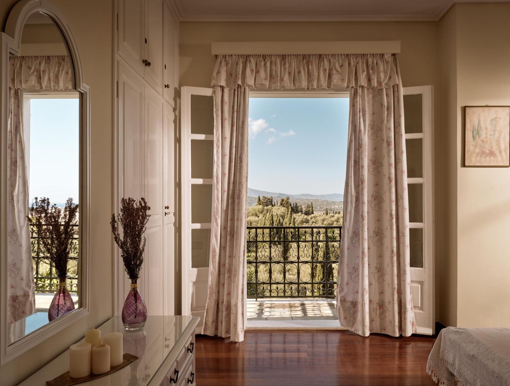 Almeira 4Acre Estate, For Unparalleled Seclusion, By Thinkvilla Закинтос Екстериор снимка