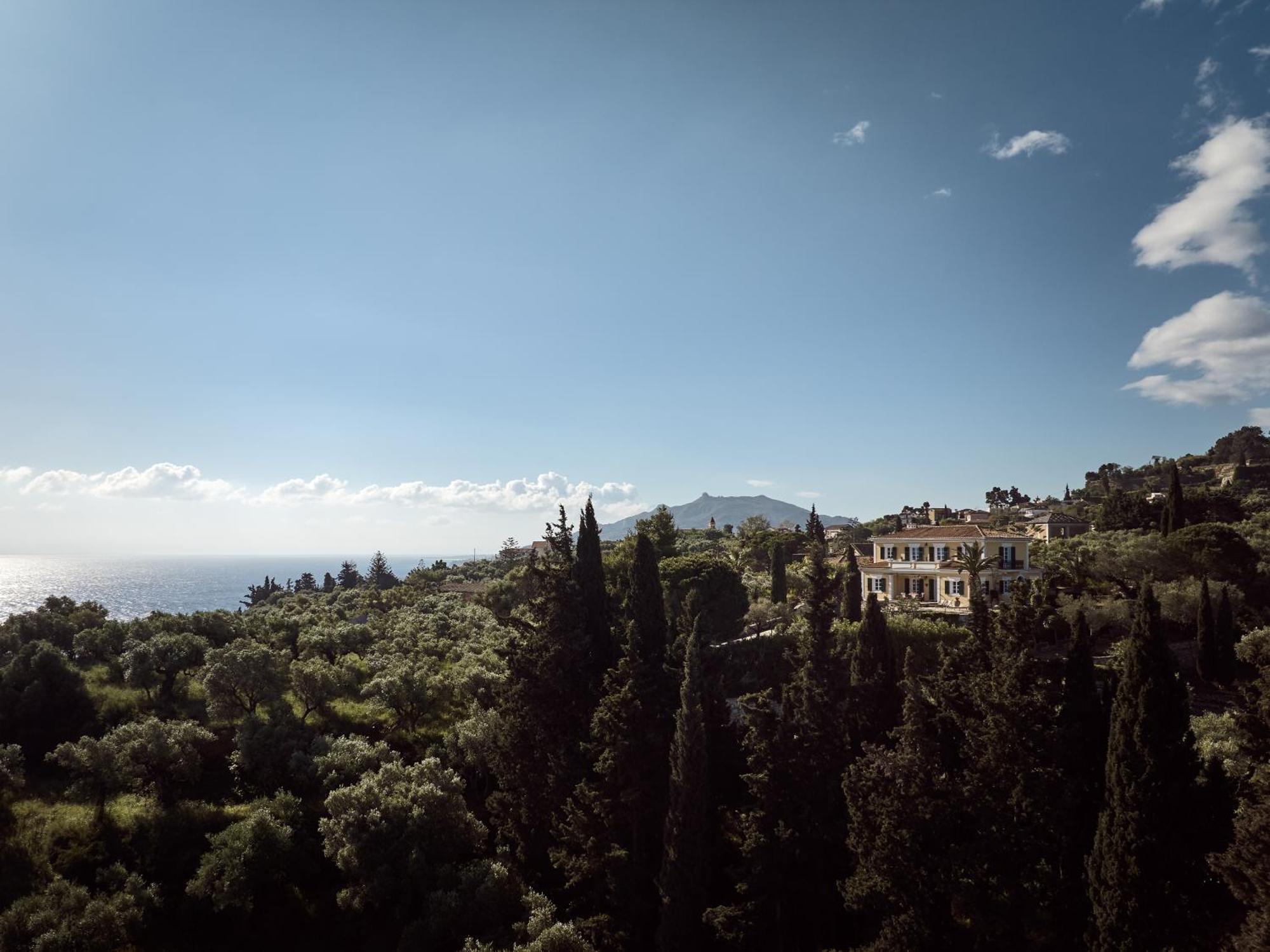 Almeira 4Acre Estate, For Unparalleled Seclusion, By Thinkvilla Закинтос Екстериор снимка